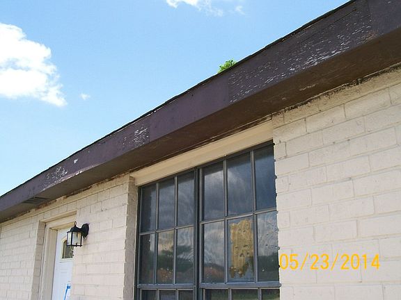3rd image of 513 S Jamie Blvd