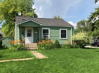 1519 Harwarden St, Wheaton, IL 60187