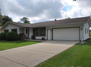 1810 27th St, Monroe, WI 53566