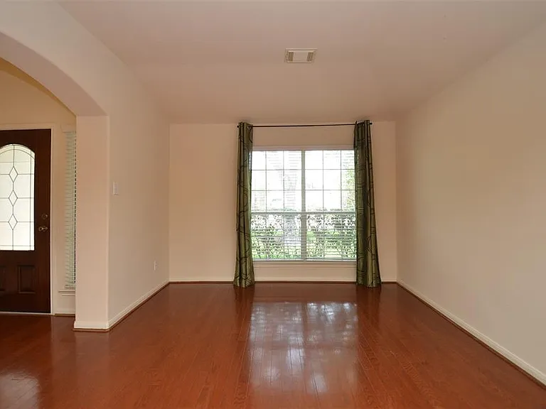 5115 Trevors Trace Ln — Photo 4
