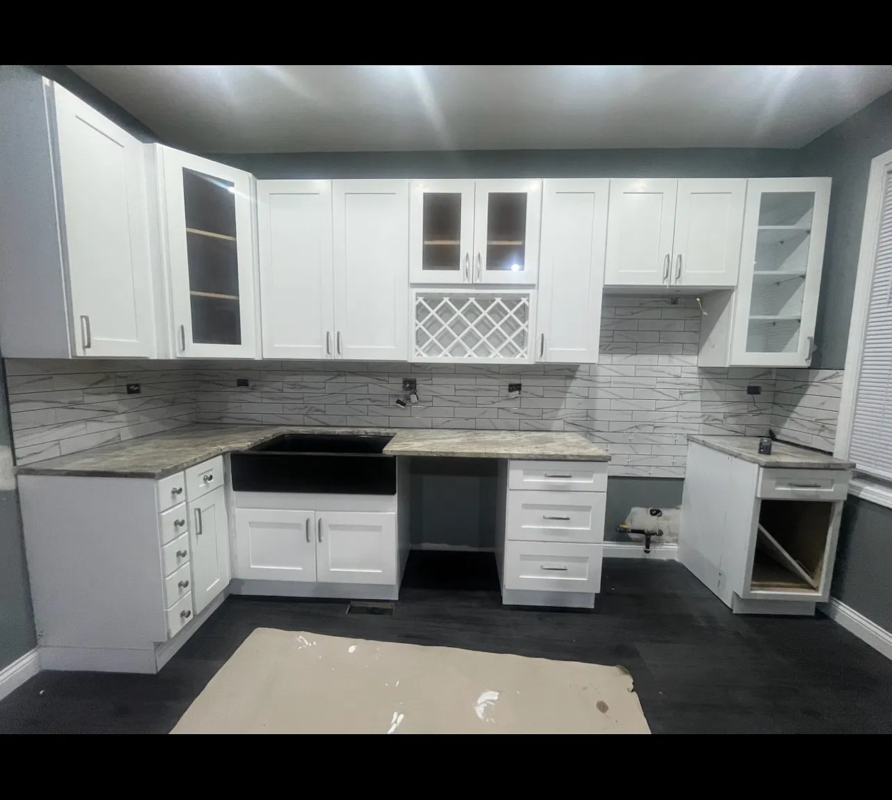 3 bed, $2,100 — Photo 2