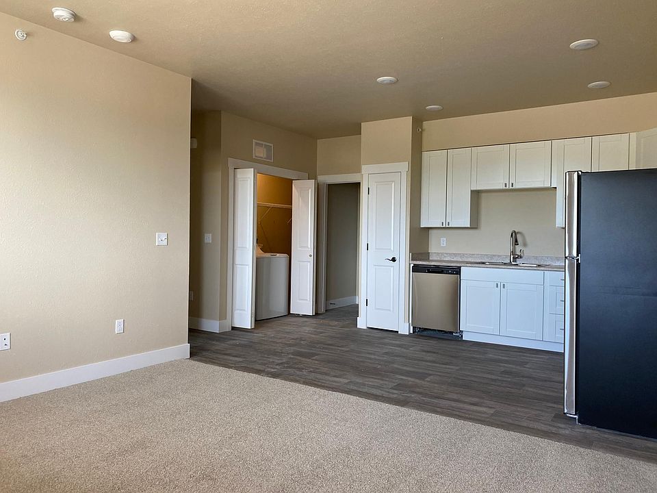 1st image of 2900 Expo Pkwy #107