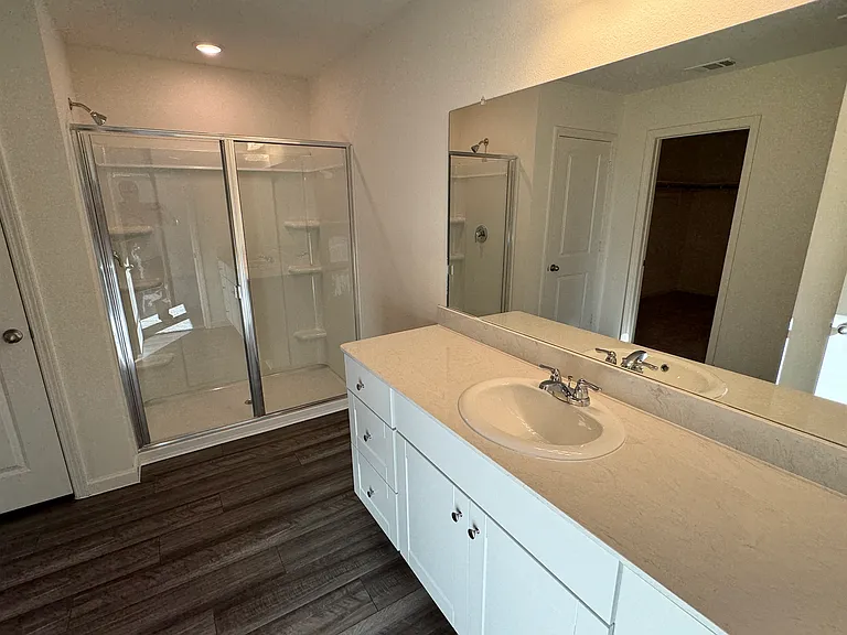 219 Savannah Way — Photo 28
