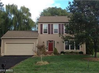 2693 Maple Ridge Dr, Woodbridge, VA 22192