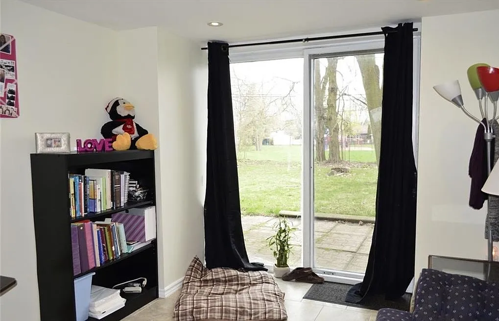 1 bed, 500 sqft, $1,400 — Photo 3