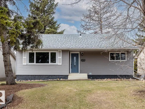 13608 137th St NW, Edmonton, AB T5L 2B3