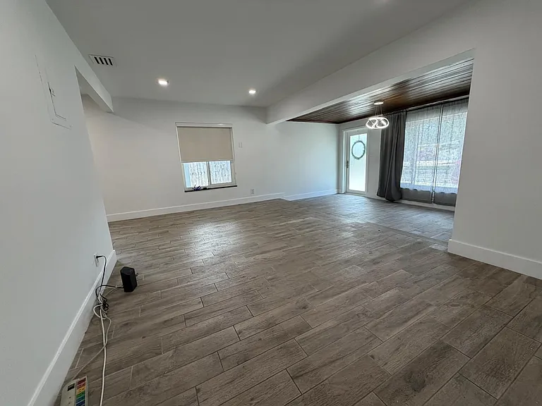 1531 NE 15th Ave — Photo 5