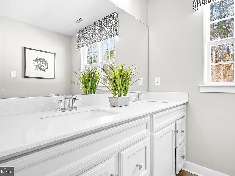 141 Dithridge Dr — Photo 27