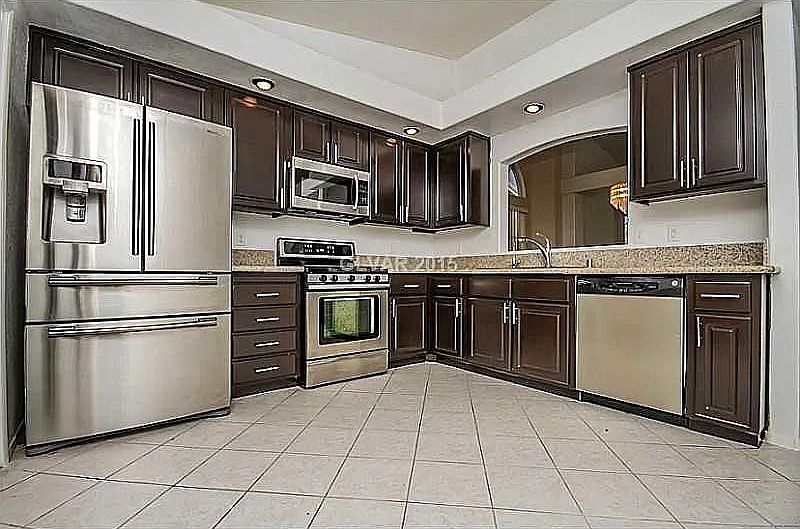 1st image of 1609 Silver Falls Ave