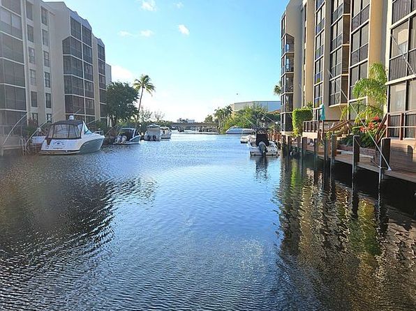 12 Royal Palm Way Unit 303