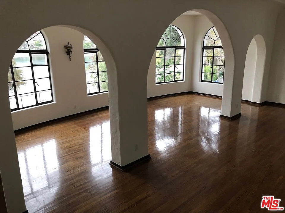 4 bed, 3.0 bath, 3858 sqft, $15,000 — Photo 3