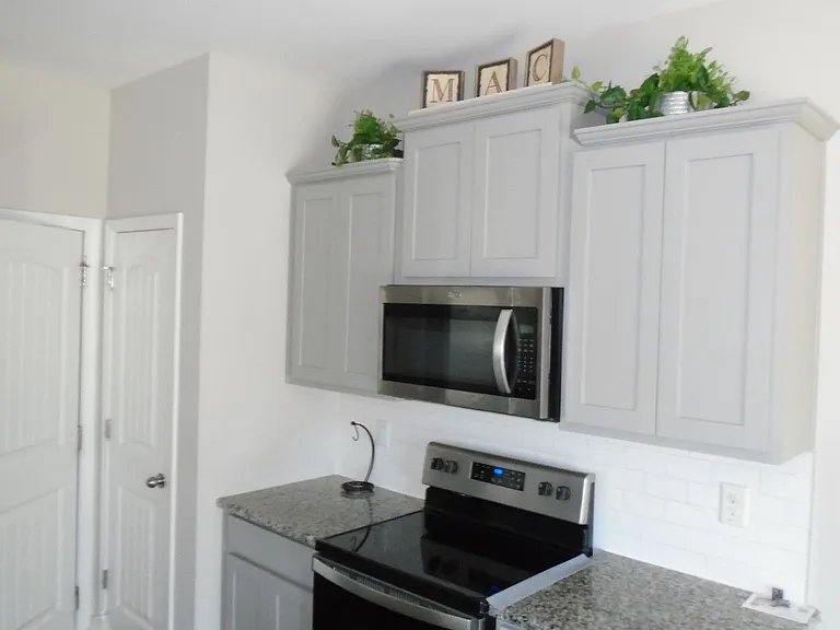 2240 Mannington Dr — Photo 6