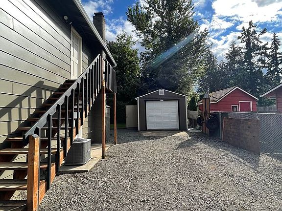 2nd image of 17980 SW Augusta Ln Unit B