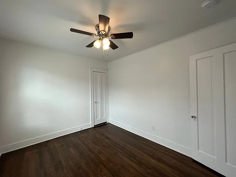 720 N Columbia Ave — Photo 16