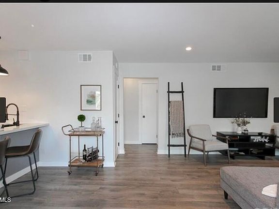 3rd image of 2069 N Avenida Refugio #1