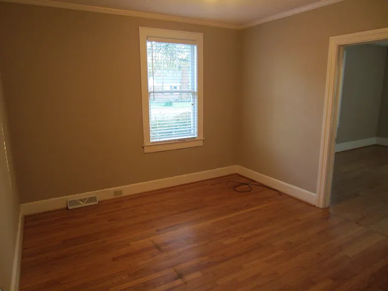728 Lafayette Ave — Photo 20