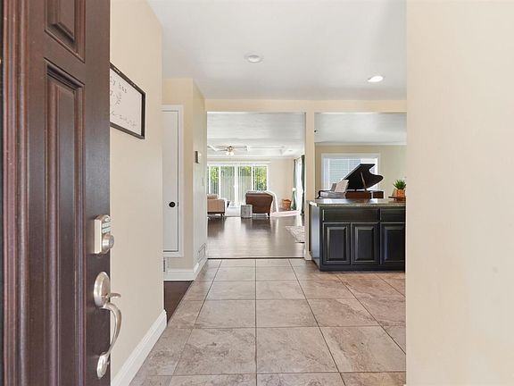 3rd image of 1700 Rolling Hills Rd