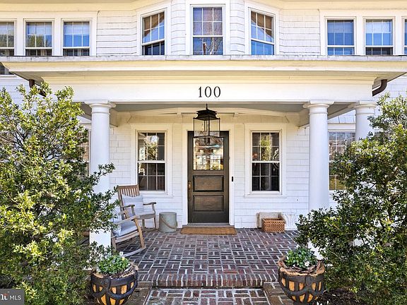 2nd image of 100 Jefferson Ave