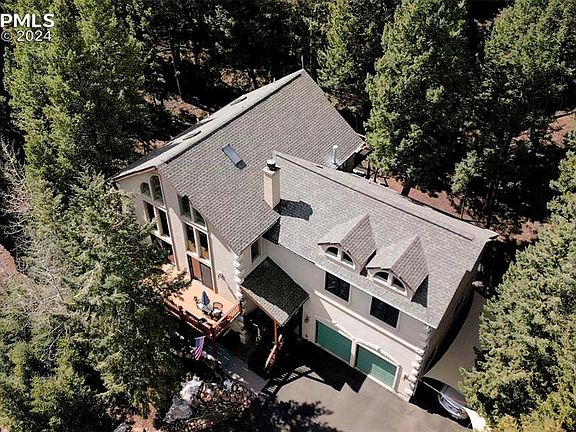 3rd image of 1435 Crestview Way