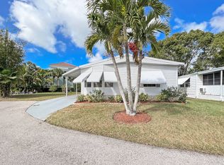 21 Domingo Ct, Fort Myers, FL 33912