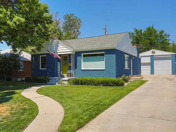 2nd image of 1753 E Blaine Ave
