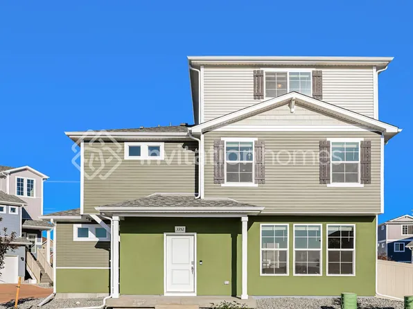 3352 Pearwood Dr, Johnstown, CO 80534