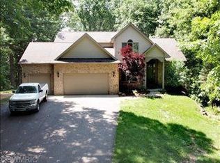 7320 Morgan Rd E, Battle Creek, MI 49017