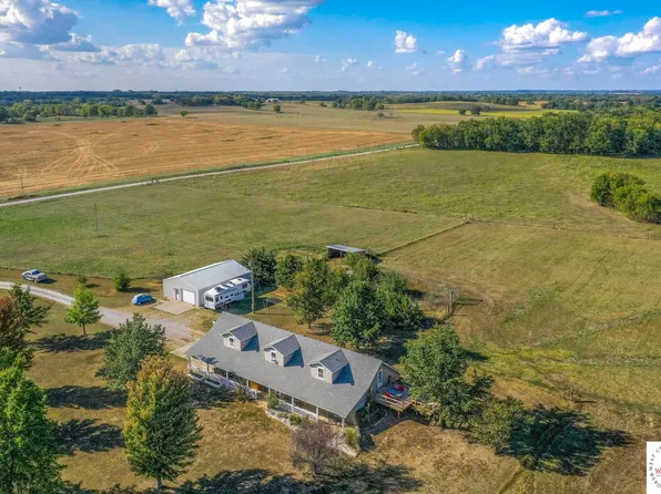 918 NW 1301st Rd, Urich, MO 64788