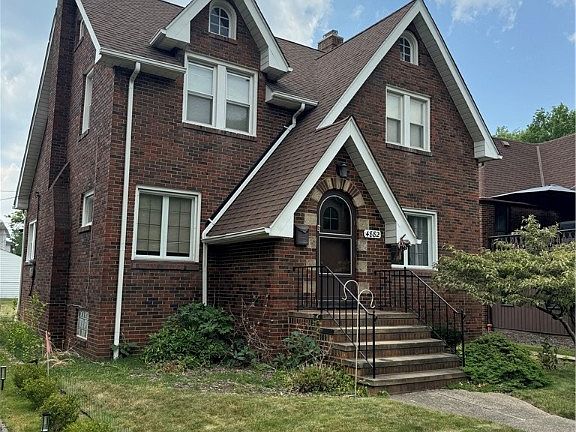 2nd image of 4882 Edgepark Dr
