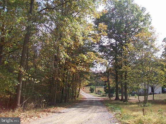 5th image of Autumn Ln