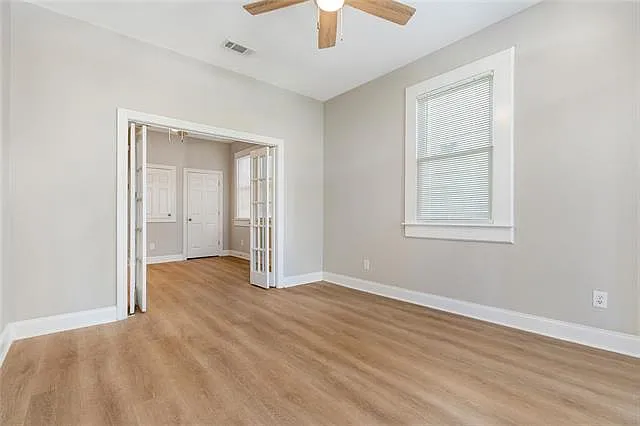 3 bed, 1.0 bath, 858 sqft, $1,725 — Photo 3