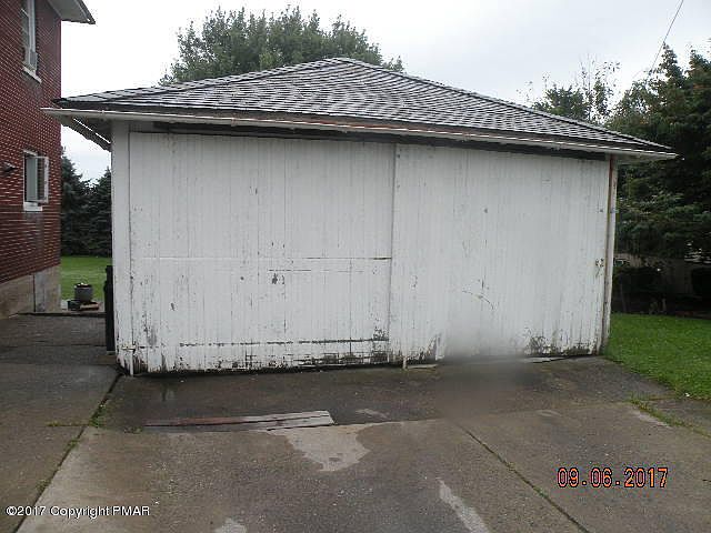 2nd image of 1116 Flory St