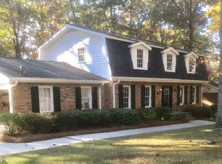 411 Maple Wood Dr, Lawrenceville, GA
