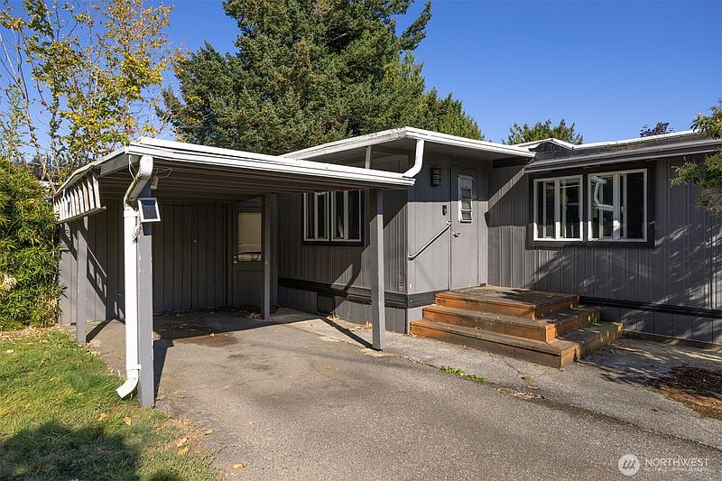 5th image of 2500 Samish Way #23