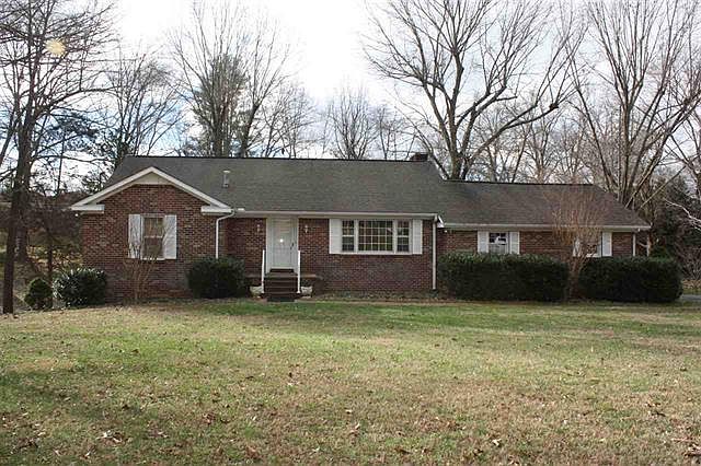 1st image of 103 Hickory Ln