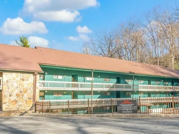 1435 Wiley Oakley Dr APT 177, Gatlinburg, TN 37738