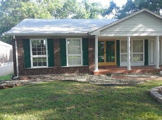 6597 Epphingham Ln, Florissant, MO 63033