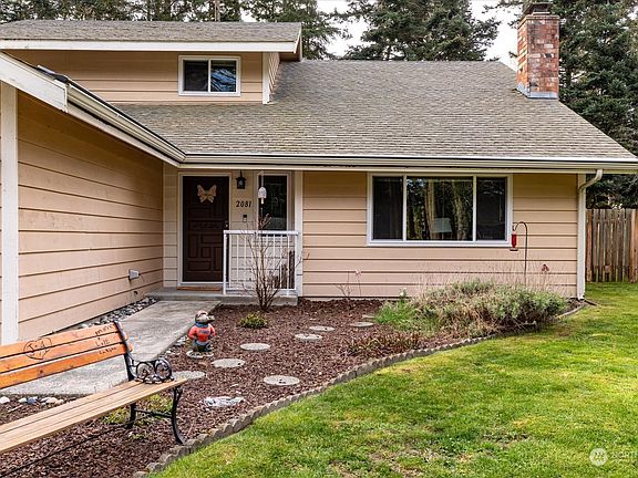 2nd image of 2081 Pine Wood Way