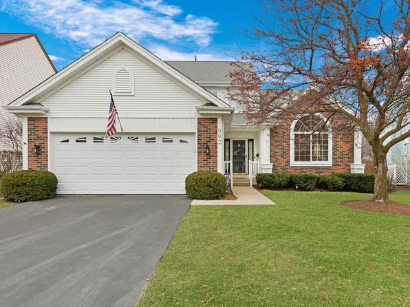 992 Tylerton Cir, Grayslake, IL 60030