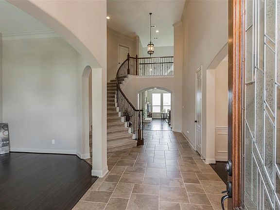 5th image of 19515 S Comal River Dr