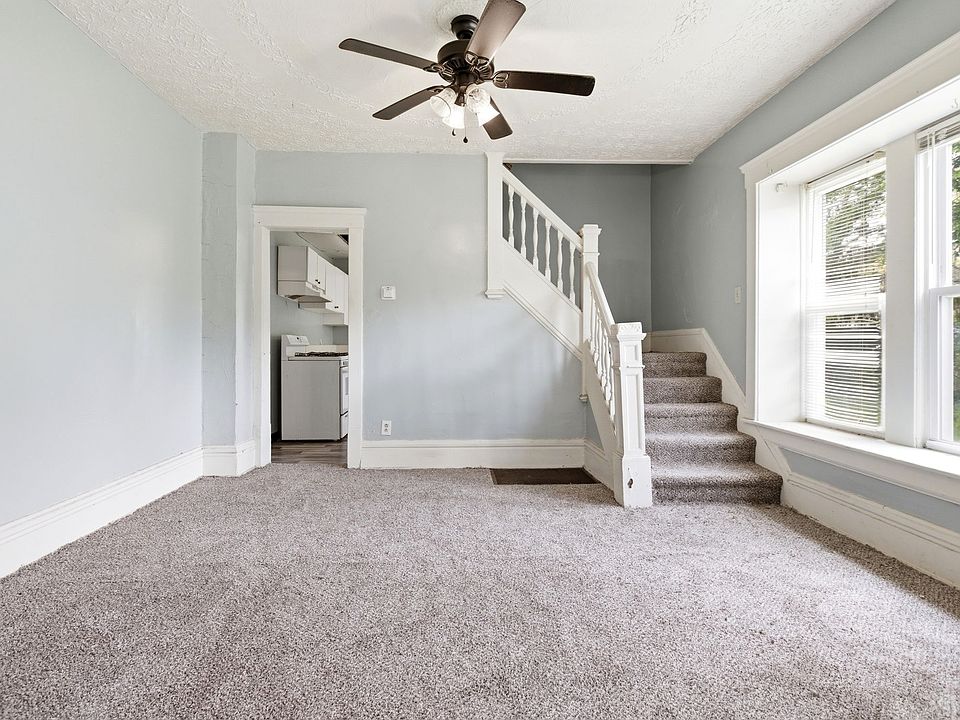 1st image of 819 Princeton St