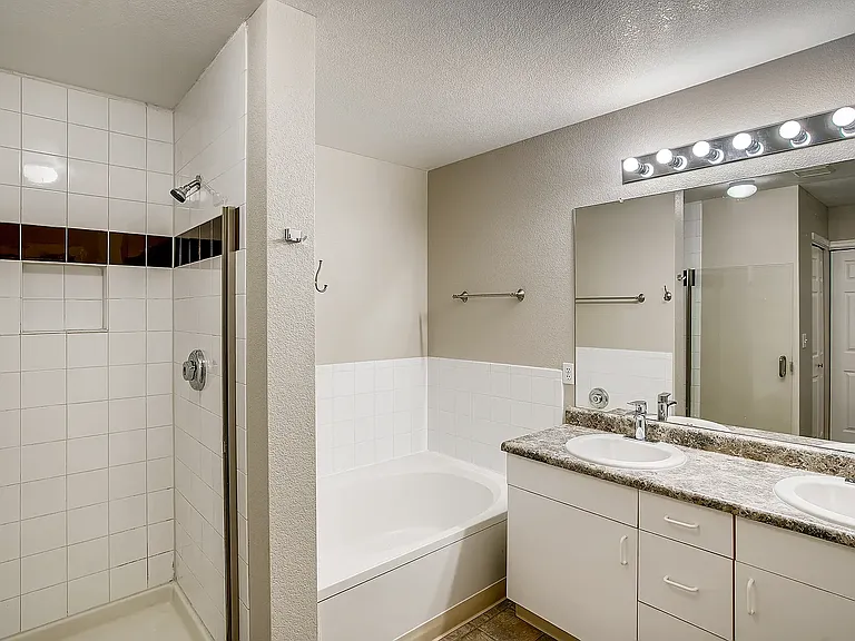6440 Silver Mesa Dr #B — Photo 6