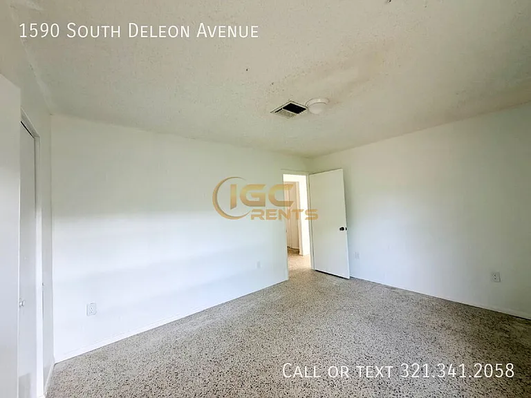 1590 S Deleon Ave — Photo 4