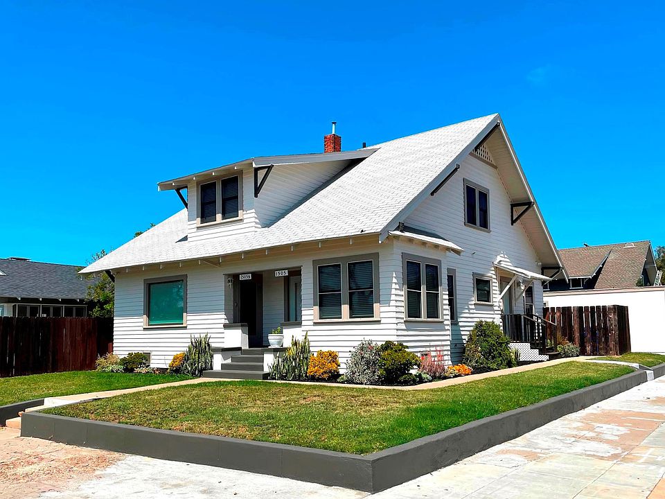Angle House