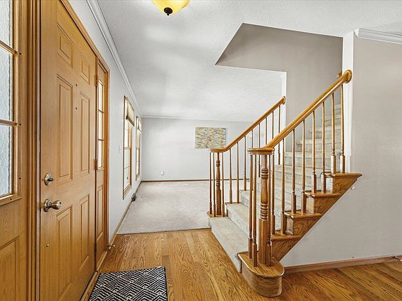 5th image of 6376 Grassridge Rd