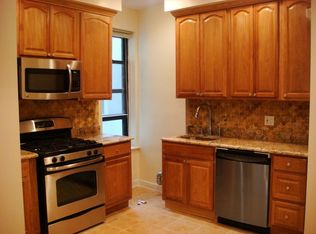 31-78 36th St #2R, Astoria, NY 11106