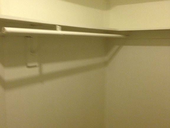 4th image of 1750 NE 191st St #411-2