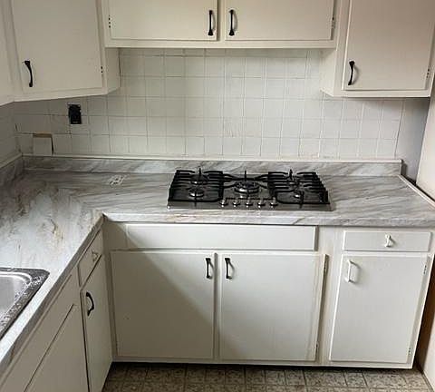 3rd image of 1708 Loney St Floor 2