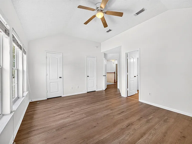 19246 Hopeview Ct — Photo 27