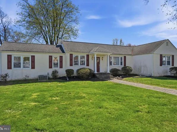 1615 Pleasant Dr, Feasterville Trevose, PA 19053